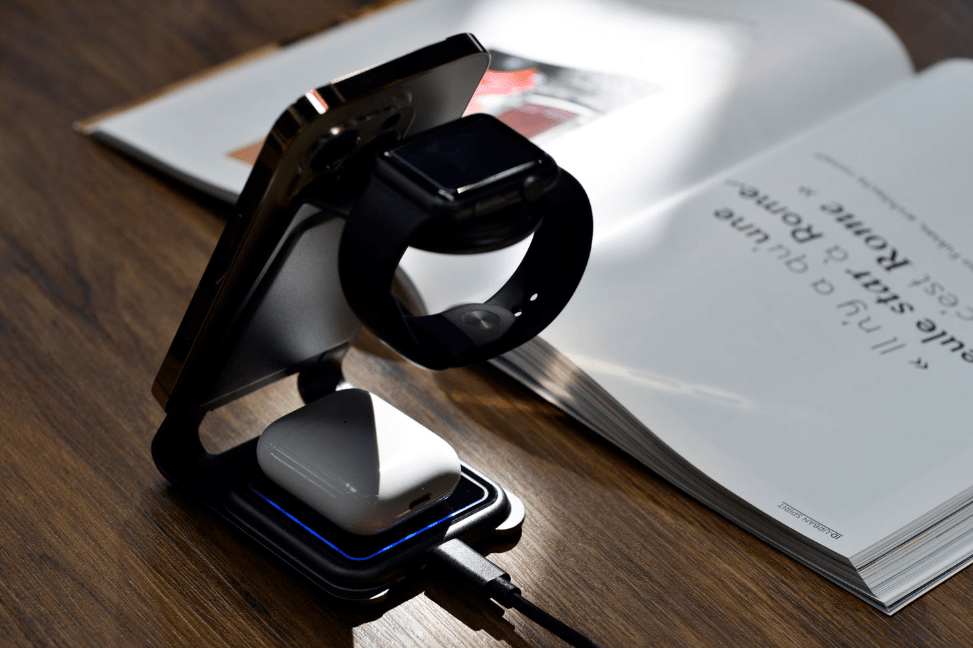 Support de chargement magnétique sans fil 3 - en - 1 de 15 W d'Energizer (WCP302) - Métal - Jack Righteous