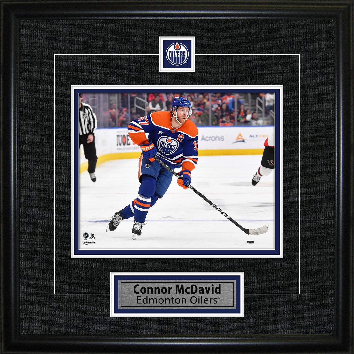 Connor McDavid Framed Pin & Plate Edmonton Oilers