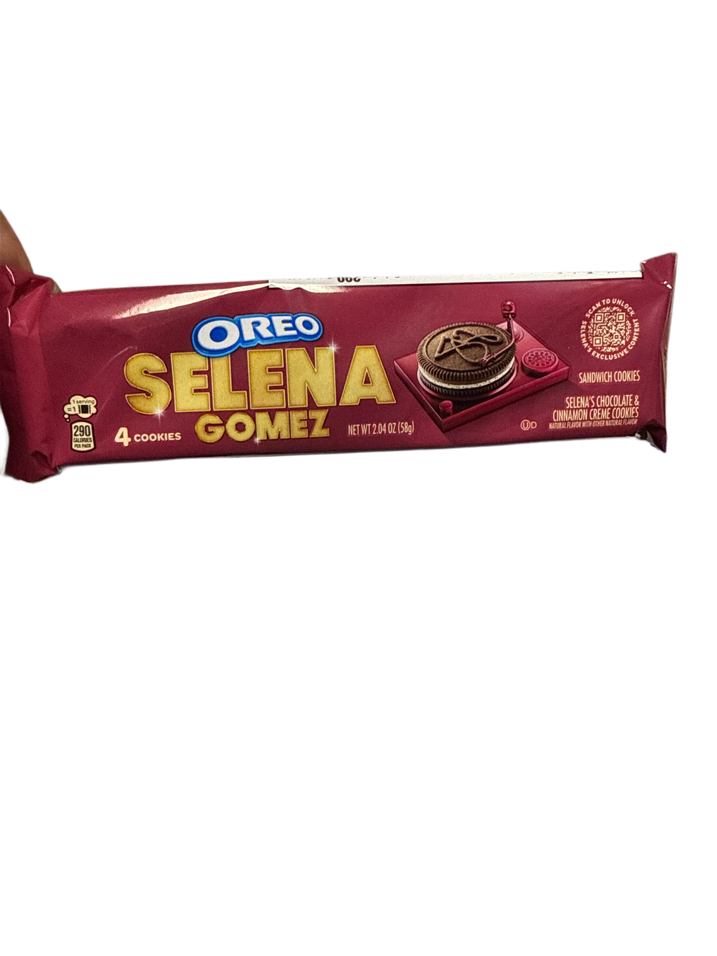 Oreo Selena Gomez Chocolate and Cinnamon Cream Cookies 58G - U.S Edition