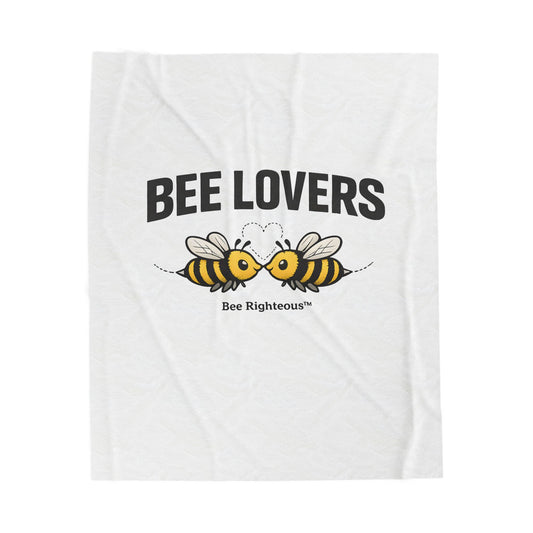 Bee Lovers Velveteen Plush Blanket — Cute Bee Kissing Design, Cozy Throw for Bee Lovers & Nature Fans