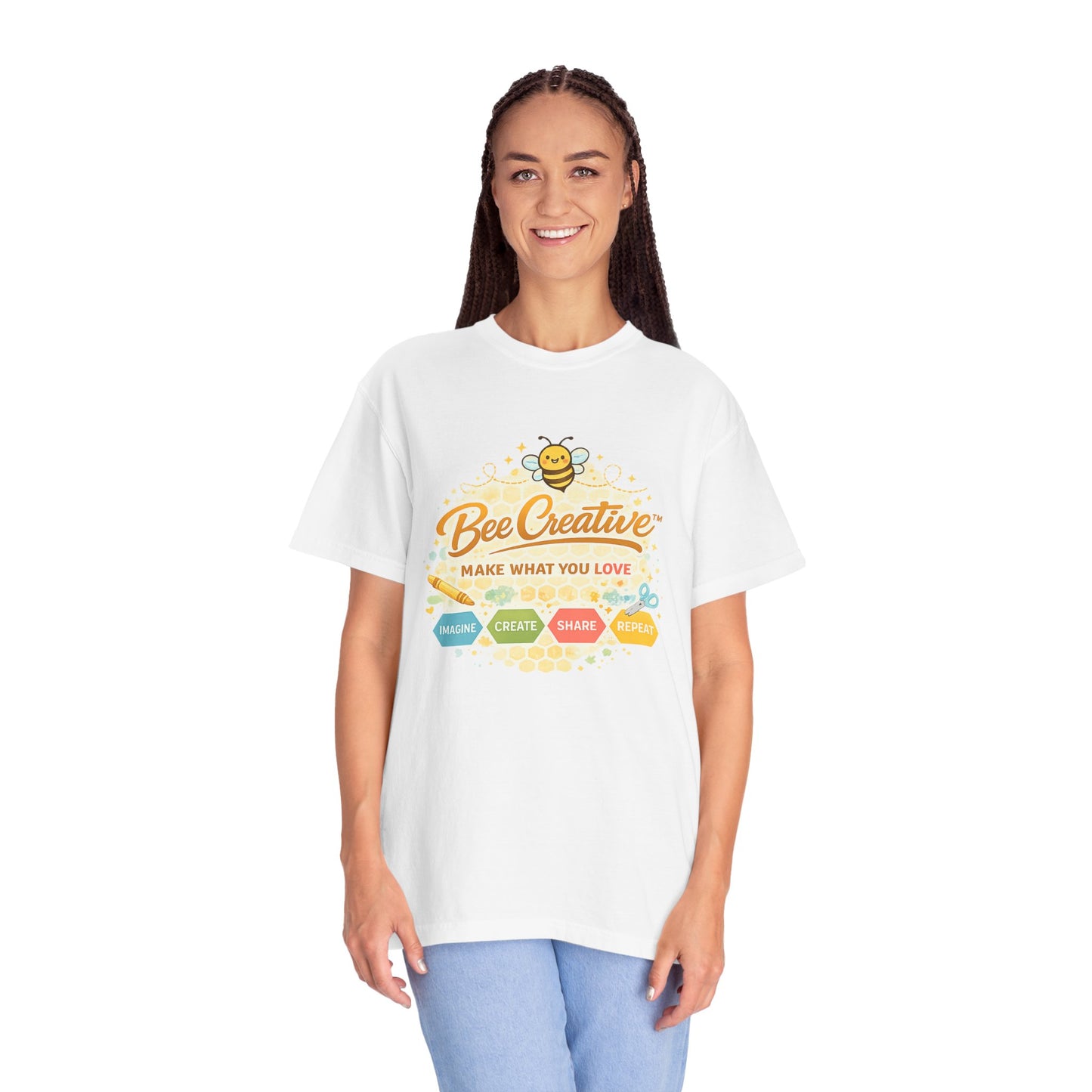 Bee Creative playful T-shirt with bee-themed design, product view 5