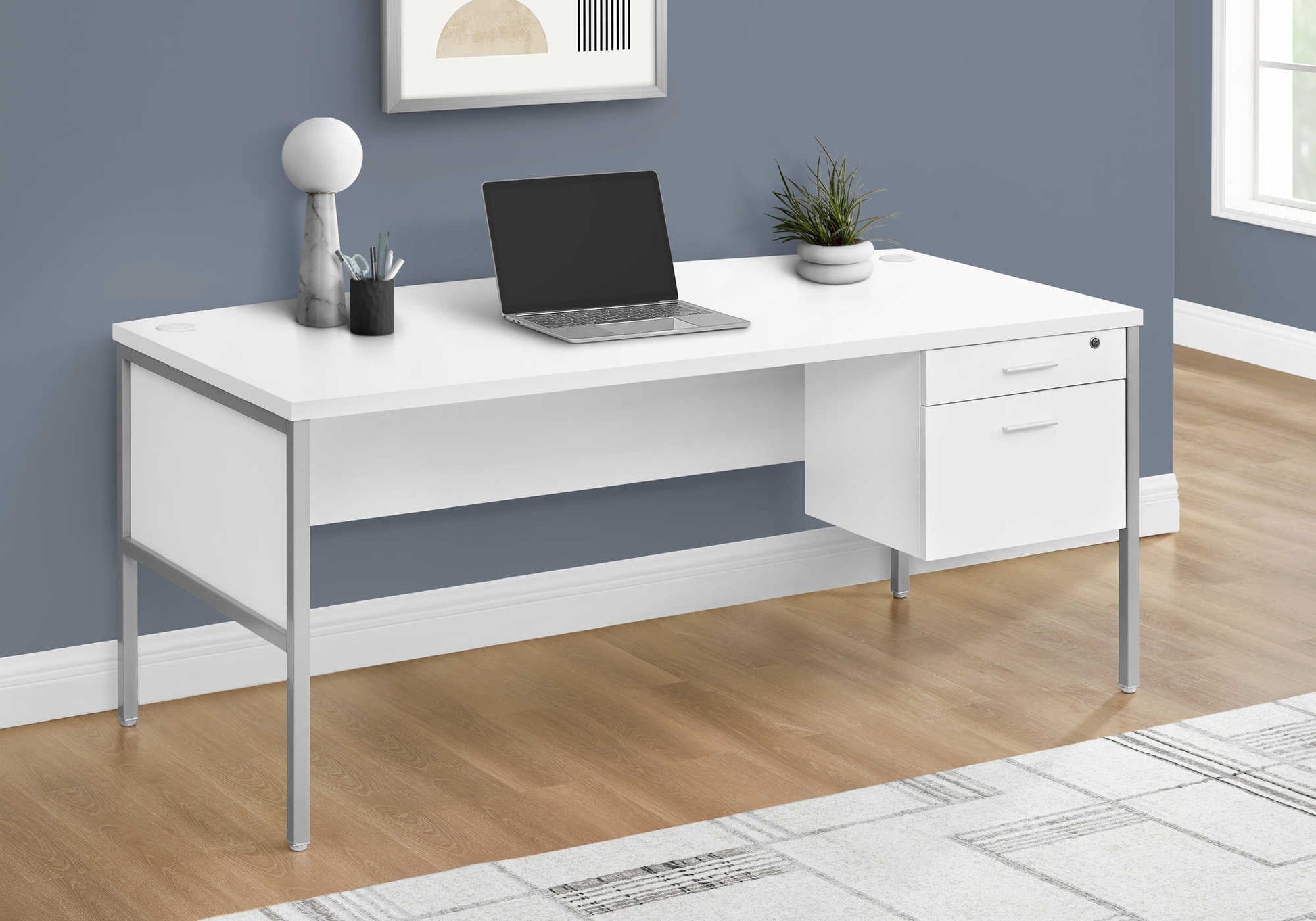 Bureau d'ordinateur moderne de couleur blanc et argent - Monarch (I7725) - Jack Righteous