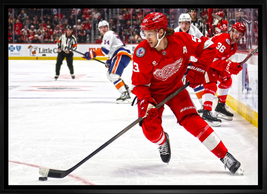 Moritz Seider 20x29 Framed Canvas Detroit Red Wings - Jack Righteous