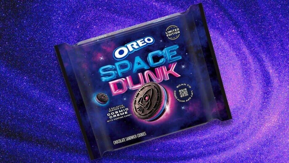 Oreo Space Dunk With Popping Candy 10.68OZ