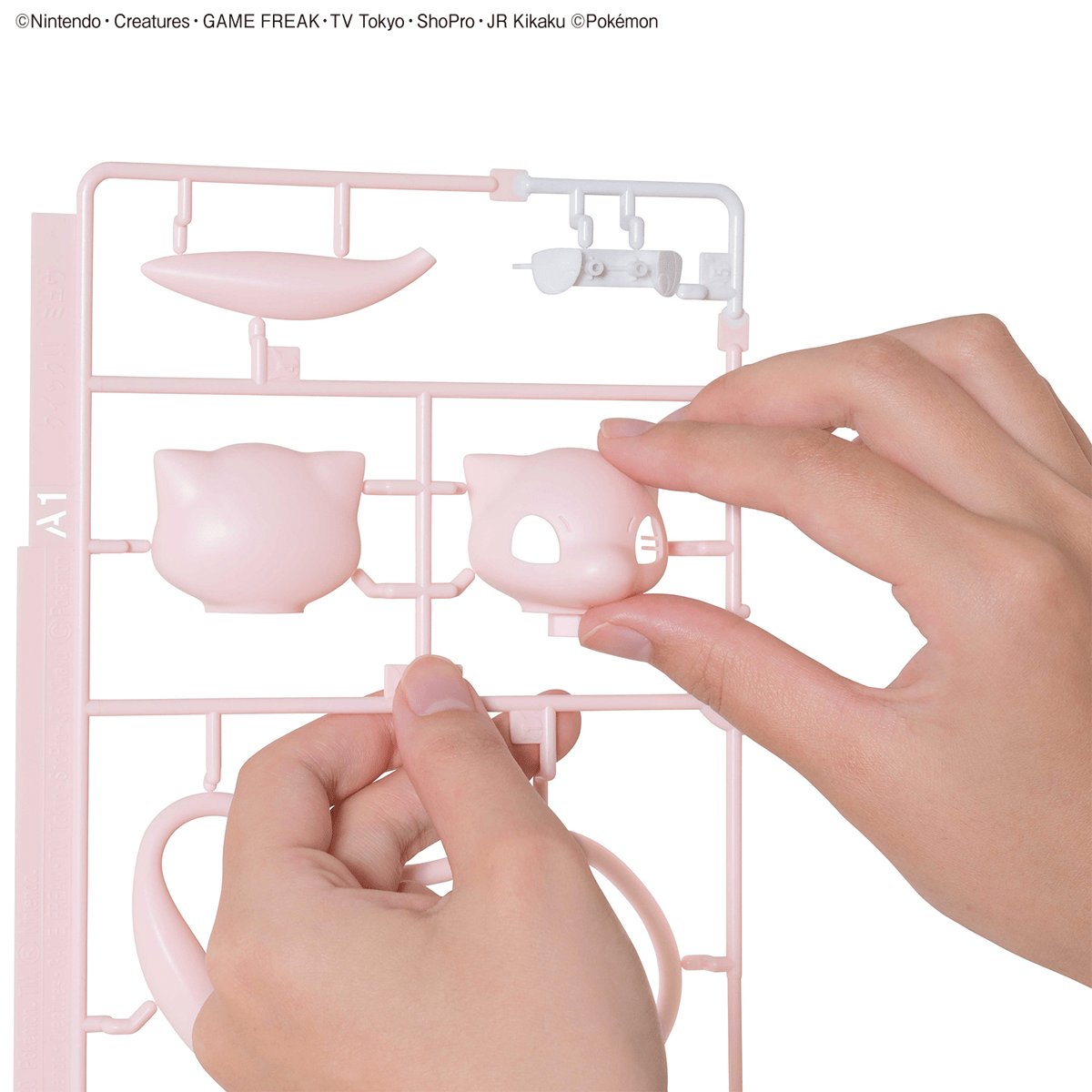 Pokémon Model Kit Mew - Jack Righteous