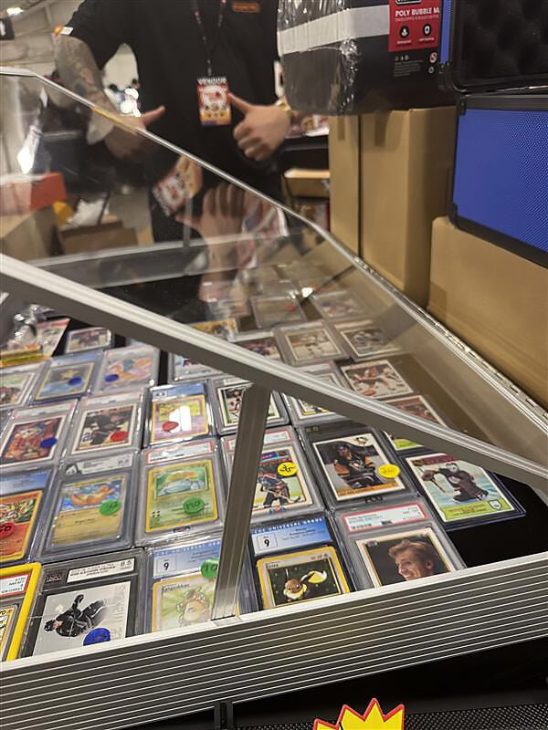 Pre - order Nov 15th - Lockable Aluminum Display Case – Top Display Vendor Trade Show - Jack Righteous