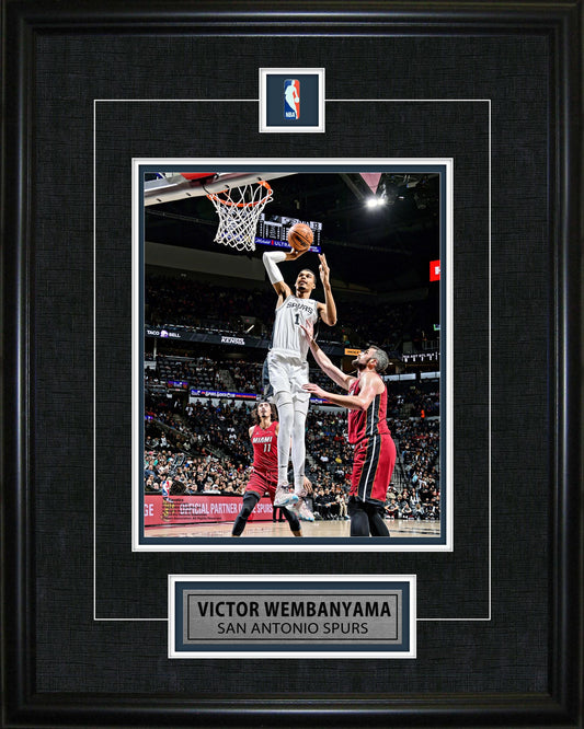 Victor Wembanyama Framed Pin & Plate Spurs - Jack Righteous